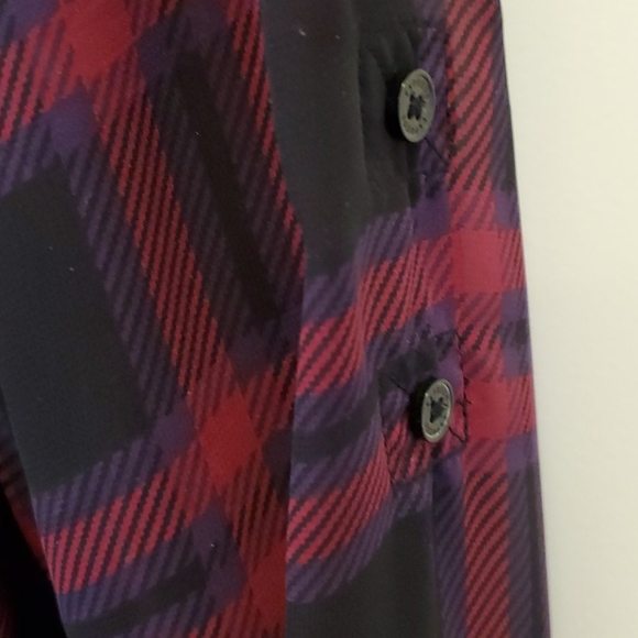 Button down blouse - Picture 3 of 3